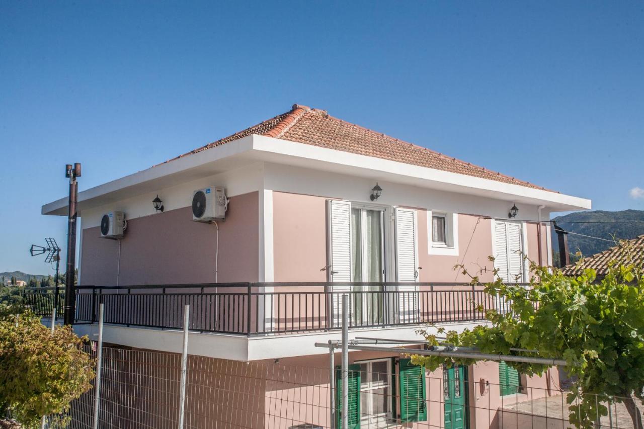 Casa Serena Asprogerakata Exteriör bild