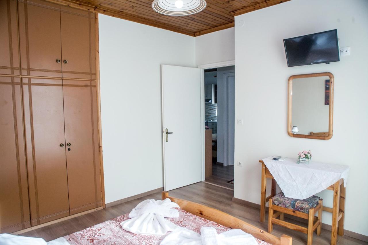 Casa Serena Asprogerakata Exteriör bild